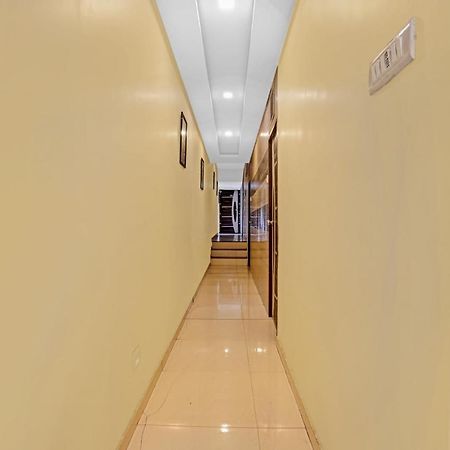 Oyo 84398 Maroshi Residency Mumbai Luaran gambar