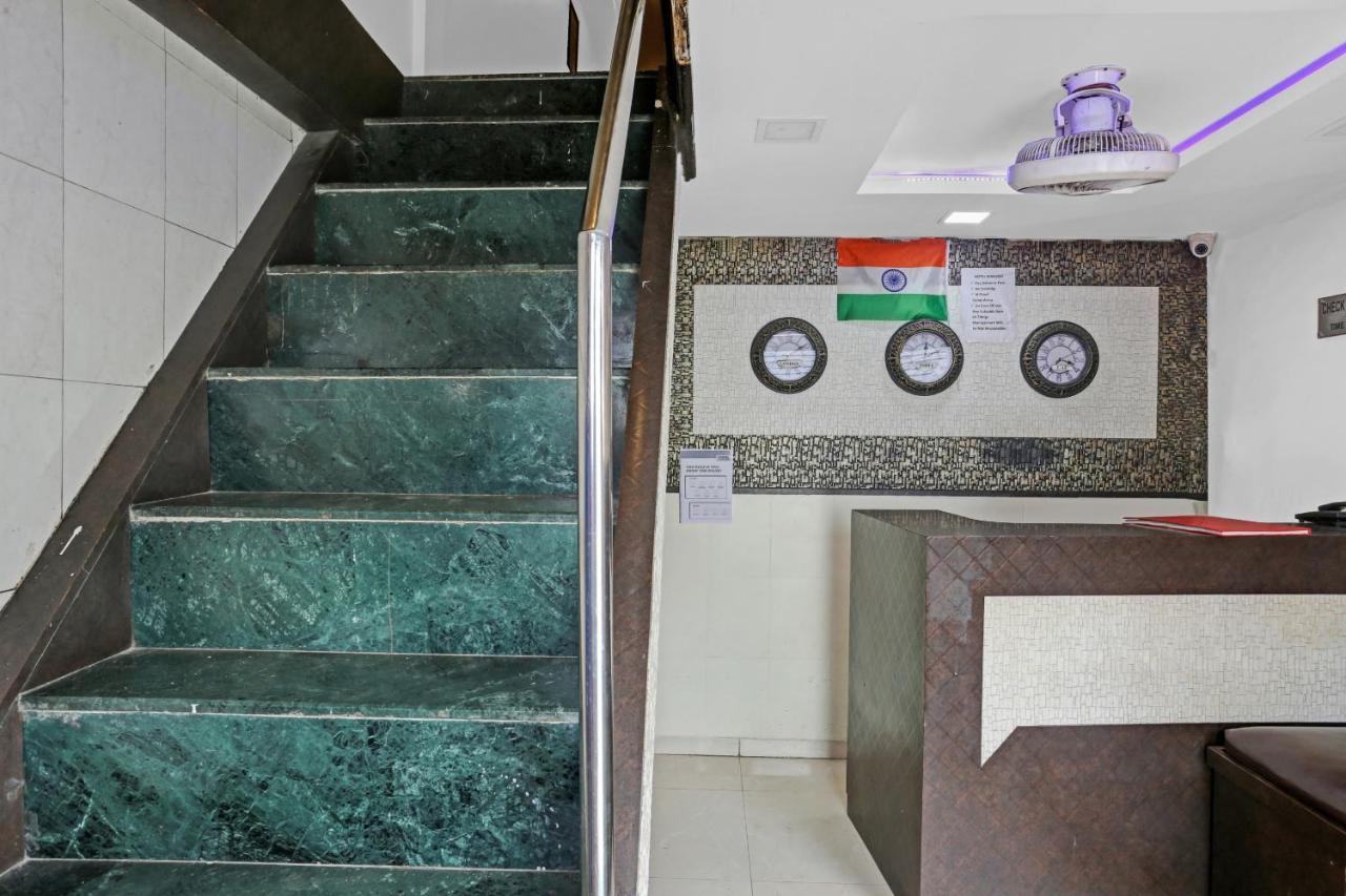 Oyo 84398 Maroshi Residency Mumbai Luaran gambar